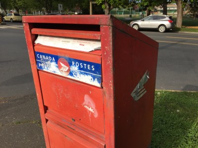 Would you trust your mail to THIS mailbox?